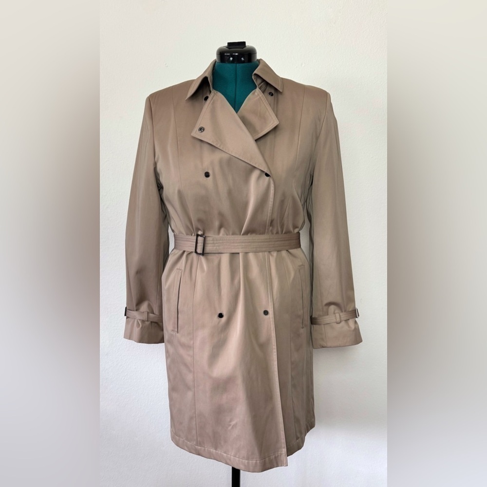 Gallery Women’s Medium Classic Double Breasted Trench Medium Light Academia Tan